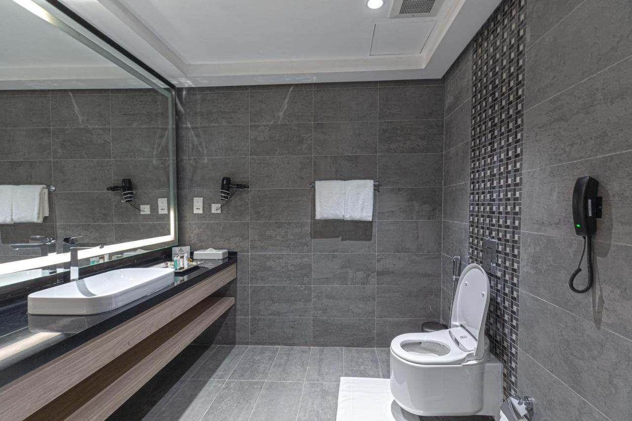Green Park Hotel Доха Экстерьер фото