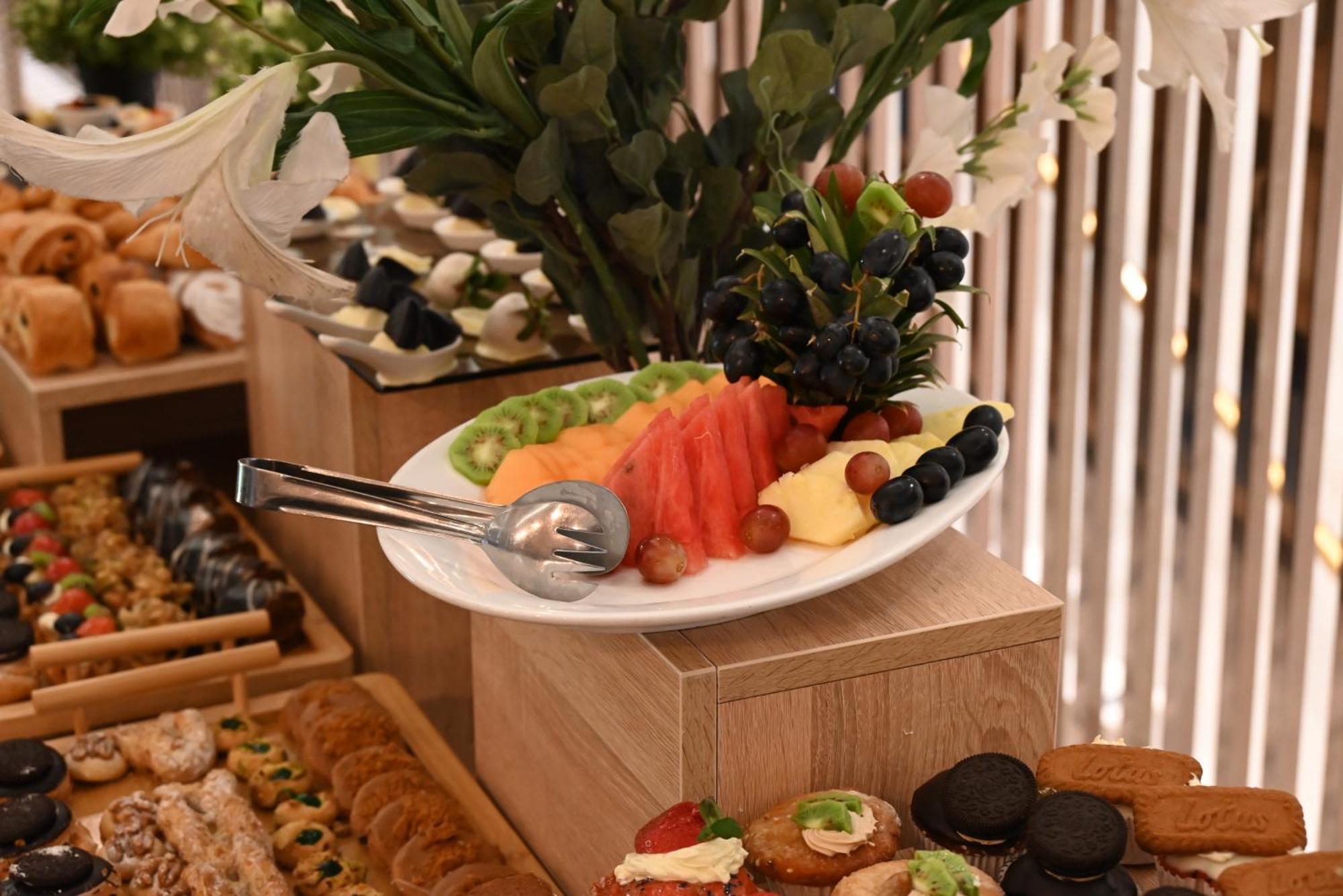 Green Park Hotel Доха Экстерьер фото